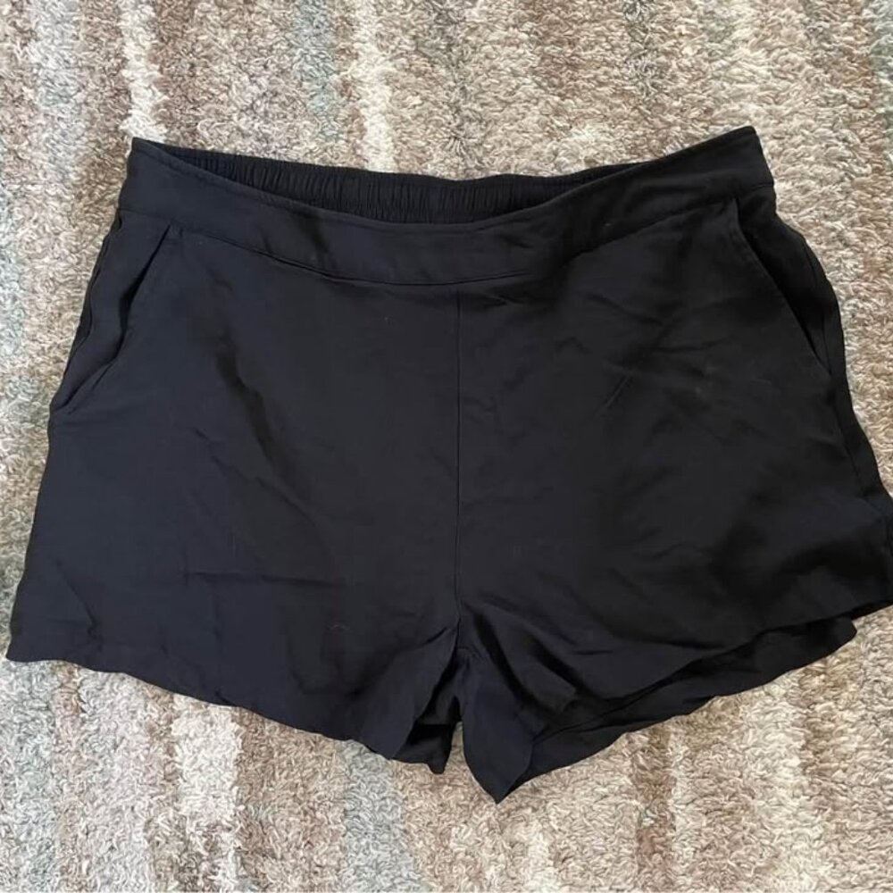 Old Navy Women’s XL Black Hi Rise Playa Shorts